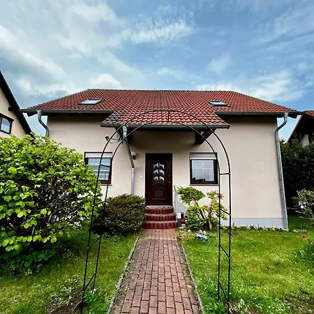 Apartment L & S - Gemuetliche Im Gruenen Bei Dresden *