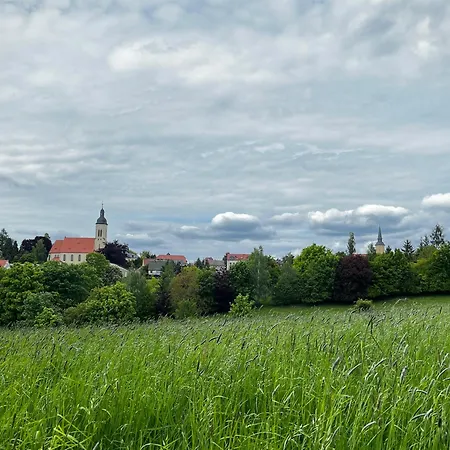 L & S - Gemuetliche Im Gruenen Bei Dresden フライタール